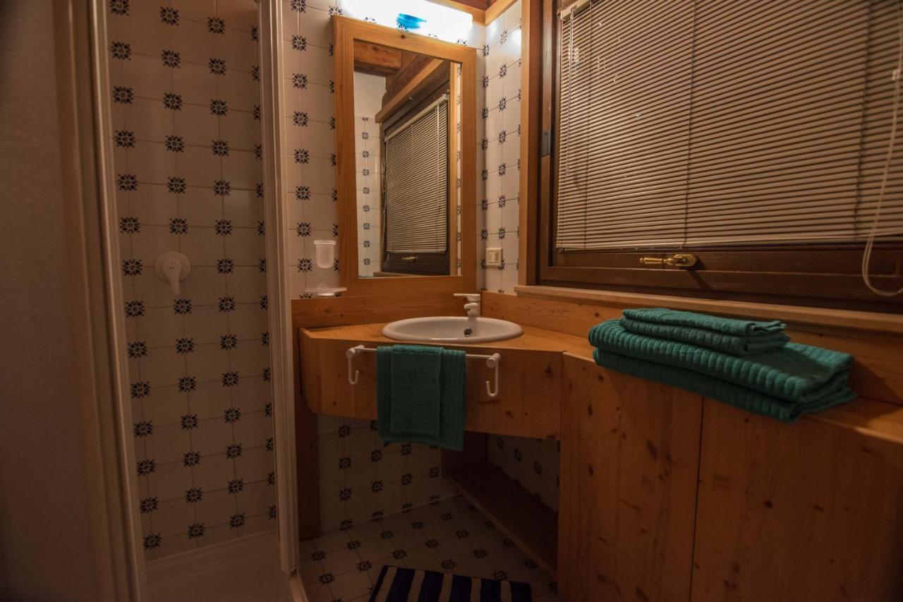 Tabie Dli Cuuntini Villa Dosoledo Exteriör bild